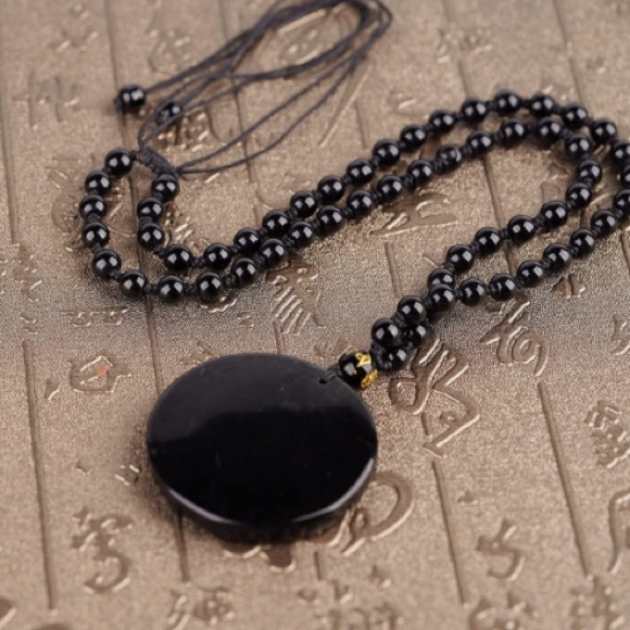 NWT Black Obsidian Adjustable Dragon Necklace with Natural Crystal - Picture 9 of 10